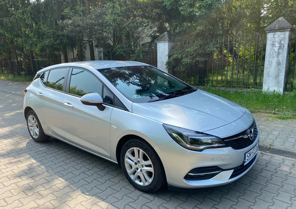 Opel Astra cena 52900 przebieg: 97600, rok produkcji 2020 z Warszawa małe 92